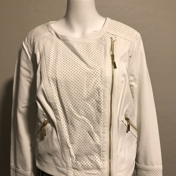 Jennifer Lopez vegan white Moto Jacket - Picture 2 of 6